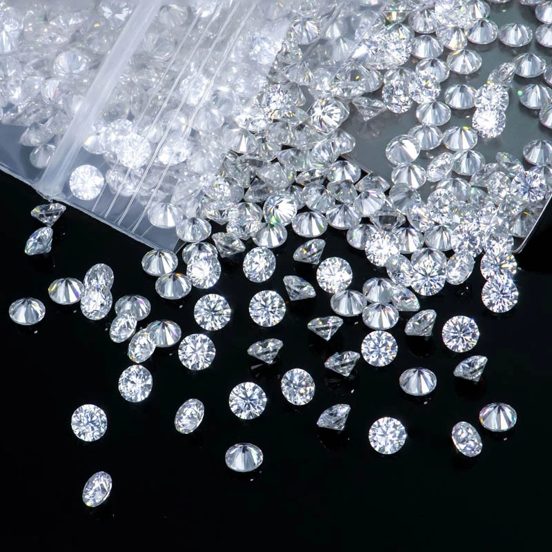 Round Cut Moissanite